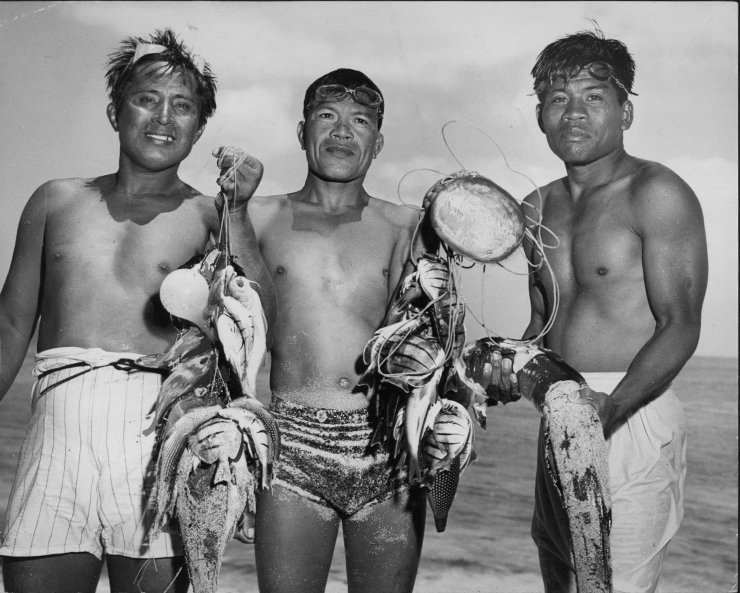 Vintage Hawaiian Fishing